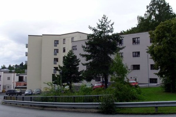 Docieplenie elewacji budynku mieszkalnego w Drammen, Norwegia